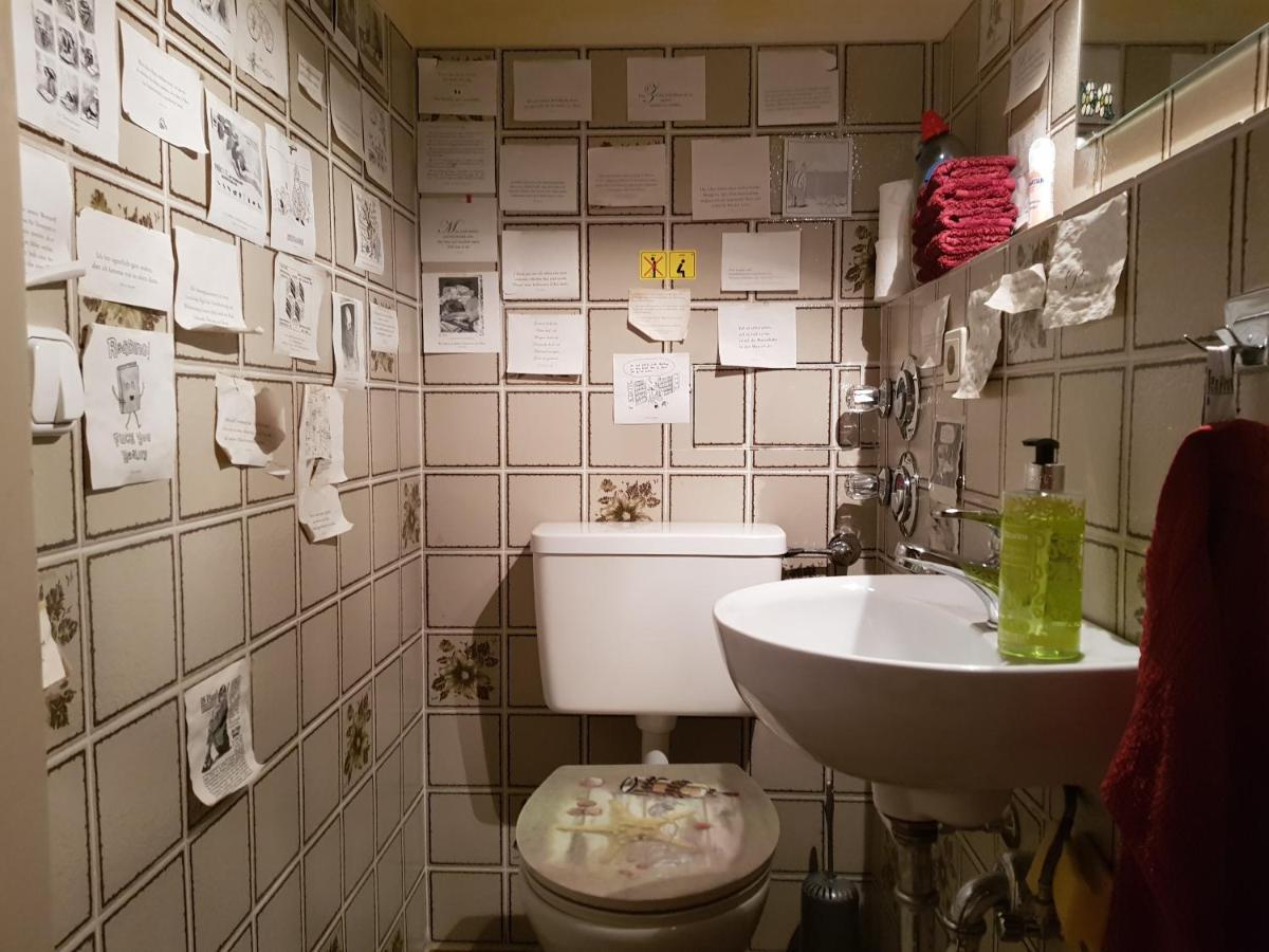 Schönes, Großes, Privates Doppelzimmer An Der U-bahn Privatunterkunft